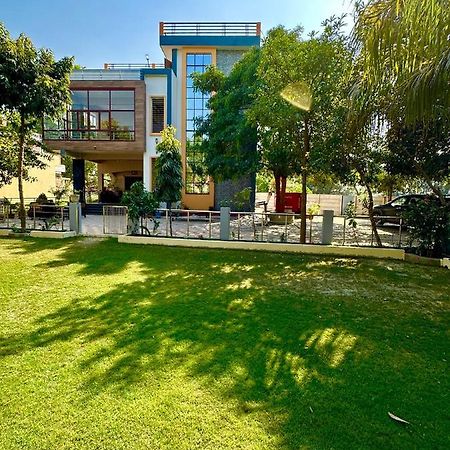 Kaashi Flora Villa Varanasi Exterior foto