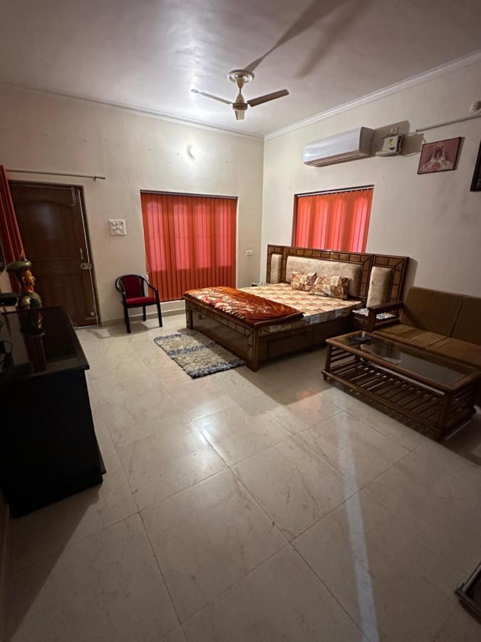 Kaashi Flora Villa Varanasi Exterior foto