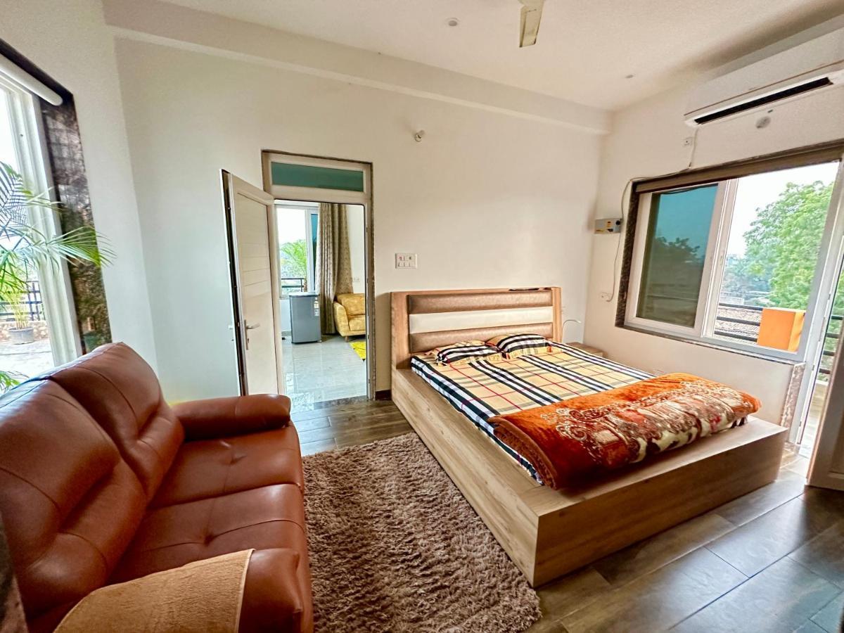 Kaashi Flora Villa Varanasi Exterior foto